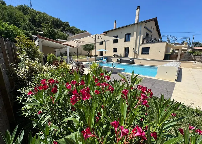 O'bon'endroit - Piscine, Calme, 20 Min Lyon 公寓 吉法尔